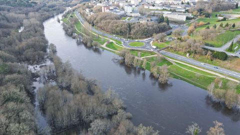 Los efectos de las inundaciones del 1 de enero an son visibles en el ro Mio en Lugo