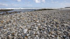 Desaparece la playa de Arealonga, en Barreiros