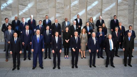 Los jefes de estado de la OTAN durante la cumbre extraordinaria hoy en Bruselas.