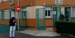 El conductor acudi�, de forma voluntaria, al mediod�a de ayer, a prestar declaraci�n al cuartel de la Guardia Civil de Curtis.