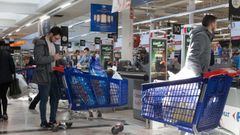 �LBUM: As� es el ambiente en Lugo durante el primer d�a de alerta ante el coronavirus