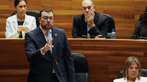  El jefe del Ejecutivo asturiano, Adri�n Barb�n