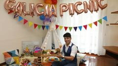 Jonathan Izaguirre est� detr�s de Galicia P�cnic, en donde invita a festejar las grandes y peque�as ocasiones, tras los meses robados por el coronavirus. El vecino de Ames se ofrece convertir desde el propio sal�n de la casa hasta el jard�n en �el sitio ideal para vivir un momento m�gico e inolvidable�. 