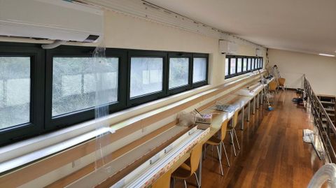 Obras de reforma en la biblioteca municipal de Corcubin 