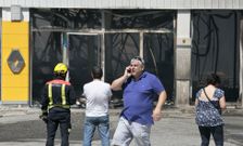 Jos� Mar�a D�az el d�a del incendio que calcin� el concesionario de coches que regenta. 