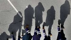 Despu�s de seis a�os de bum, s�lo quedan sombras actualmente sobre el sector y sus trabajadores no ven la luz al final del t�nel.