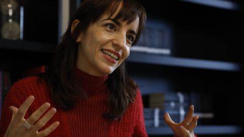 Jim�nez presentar� su novela el mi�rcoles 18 de febrero en la librer�a Moito Conto de A Coru�a; el jueves 19, en Cronopios, en Santiago; y el viernes 20, en Vigo.