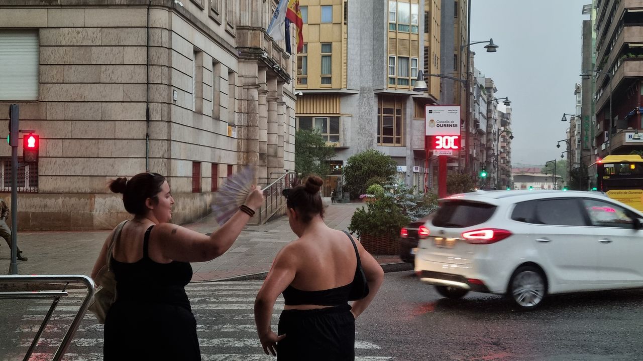 Una noche con 3.000 rayos en Galicia da paso a más tormentas y a temperaturas máximas a la baja