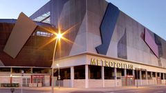 Instalaciones de Metropolitan en los bajos de El Molinón
