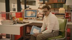 Joaquin Phoenix nun fotograma da pel�cula �Her�.