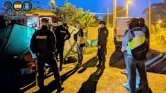 La Polica Nacional de Vigo detiene a tres atracadores de un nonagenario en Coruxo