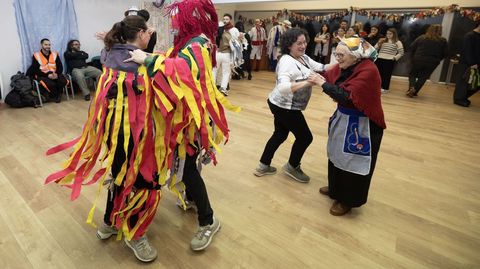 Ruada de Entroido de la Escola do Alprende, en Oza