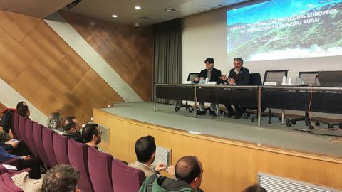 Los consejeros de Medio Rural y de Ciencia, Alejandro Calvo y Borja Snchez, sobre la jornada de presentacin de Proyectos Europeos de Innovacin en el medio rural