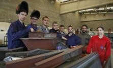 Los alumnos proceden de varios puntos de Galicia. A fin de cuentas, al oportunidad bien vale un desplazamiento. 