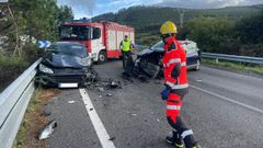Colisi�n entre dos heridos en Foz