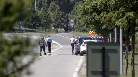 El primer ministro francs, Manuel Valls, ha ordenado reforzar la seguridad y la vigilancia en torno a las instalaciones sensibles del pas despus del presunto ataque islamista que se ha producido en Saint-Quentin Fallavier.