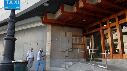 Una mujer ha fallecido esta madrugada en el Hospital Universitario Central de Asturias (HUCA) tras sufrir una agresi�n a manos de un hombre presumiblemente su pareja en el entorno de la Plaza de Primo de Rivera de Oviedo