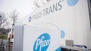 Cami�n frigor�fico en la planta de producci�n de Pfizer en B�lgica