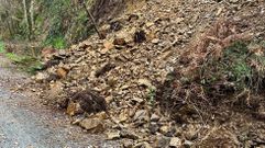 El Concello de Ordes difundi� una imagen de los desprendimientos de tierra en la V�a Verde en Parada