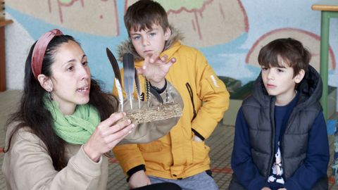 Los estudiantes llegaron a escribir con pluma de ave