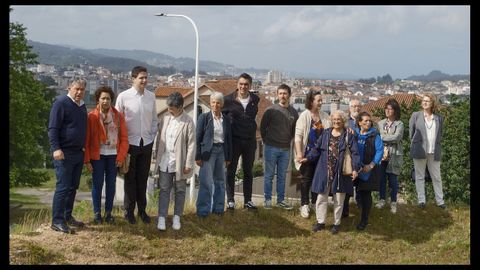 Parte de la candidatura del BNG en las elecciones municipales de Pontevedra el 2023, en los terrenos próximos al mirador de Monte Porreiro en los que se prometía construir un auditorio al aire libre