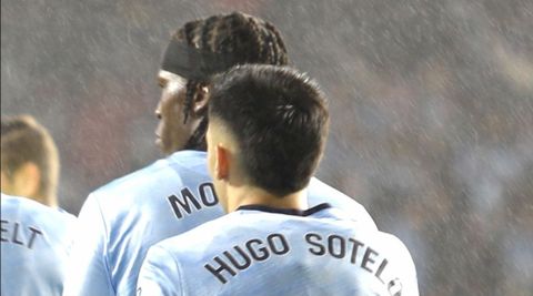 Los jugadores del Celta Hugo Sotelo e Ilaix Moriba, en un partido de la presnete temporada.