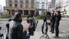 Un momento del rodaje de la serie frente al Teatro Jofre. 