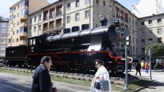 La locomotora de A Ponte qued� a la vista tras casi seis meses de trabajos de reparaci�n.