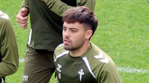 Fran Beltrn, en un entrenamiento con el Celta.