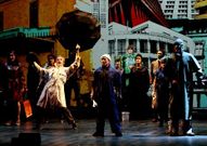 Cadaval define la obra como �rock nunha trama teatral�.