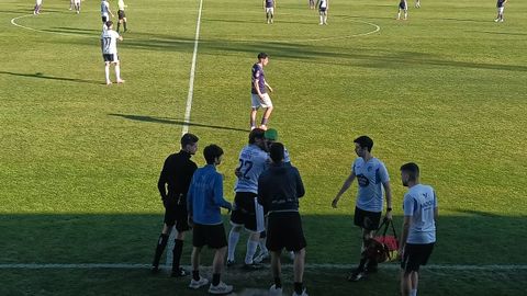 Yuste tuvo que sustituir pronto a C�sar Moreno