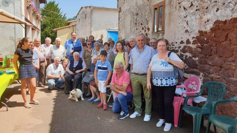 Asistentes al homenaje a Adela Solares en 2019
