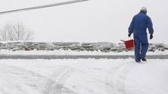 Temporal en el mar y nieve en la monta�a