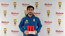 David Costas, con el premio al mejor jugador del mes de diciembre en el Real Oviedo