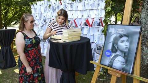 Firmas Rubiales y Stones en Vilagarcía Cidade do Libro