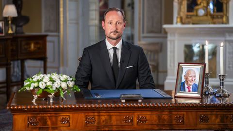 El rey Haakon durante el discurso.