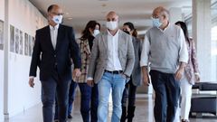 Los procuradores de Ciudadanos en las Cortes de Castilla y Le�n, encabezados por el vicepresidente y portavoz de la Junta, Francisco Igea (a la derecha), el portavoz del Grupo Parlamentario, David Casta�o (en el centro), y el presidente del parlamento regional, Luis Fuentes (a la izquierda), durante la rueda de prensa en la que han confirmado el voto negativo en la moci�n de censura presentada por el PSOE de Castilla y Le�n. 