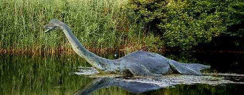 Unha recreaci�n de �Nessie� como plesiosauro no Loch Ness Center de Drumnadrochit. As visitas que xera son moi importantes para a econom�a das poboaci�ns da ribeira, que atrae moitos turistas