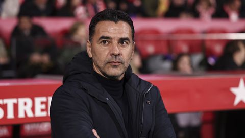 El t�cnico del Girona, M�chel S�nchez, durante el partido de este domingo frente al Celta en Montilivi.