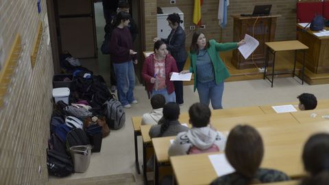 Primer día de selectividad en la Facultade de Administración y Dirección de Empresas de la USC en Lugo