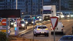 Retenciones en el acceso a la AP-9 y los t�neles