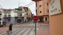 Aspecto de la calle donde se produjo el ataque con sosa c�ustica