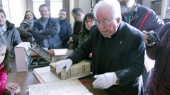 Agust�n Hevia Ballina, archivero de la Catedral de Oviedo