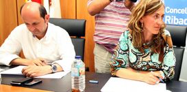 El pacto desbancar�a al gobierno que lideran Pe�a y Louz�n. 