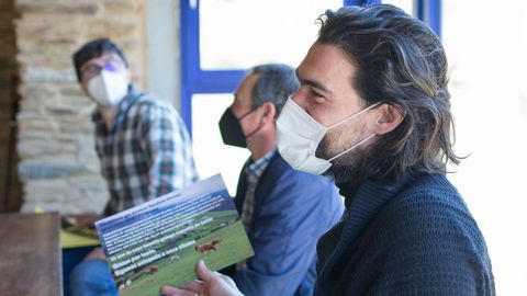 Oliver Laxe presenta un nuevo proyecto en su casa familiar de Os Ancares: Ganader�a heroica