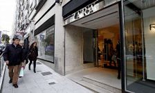 La tienda Zara de la calle Rep�blica do Salvador fue la primera de Inditex en Compostela.