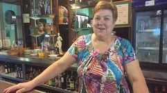 Digna Vence Di�guez. Hostelera de Vigo. 66 a�os. No cambiar� el voto con respecto al 20D. Ser� para el mismo. �Quiero que haya un Gobierno que cree trabajo y que los pol�ticos gestionen bien este pa�s. Deber�an de comprometerse solo con lo que puedan cumplir�, apunta tambi�n.