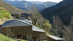 Conjunto de alojamientos rurales Aldea do Mazo, que est� recibiendo peticiones de reservas para los meses de julio y agosto