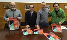 Xos� Lois Fern�ndez, Xos� Eixo, Juan Constenla y Afonso Garc�a presentaron el programa. 