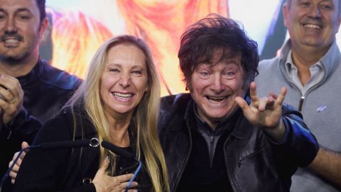 Karina y Javier Milei, en un acto poltico de su partido, La Libertad Avanza, en la ciudad de Buenos Aires.